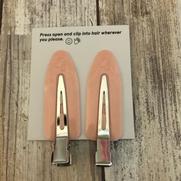 Glossier Accessories New Glossier Hair Clips Set Of 2 Poshmark